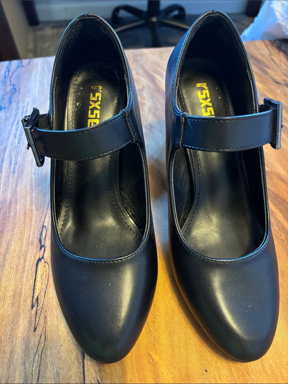 Black Mary Jane Pumps - Comfortable Women's Dress Shoes Size 6